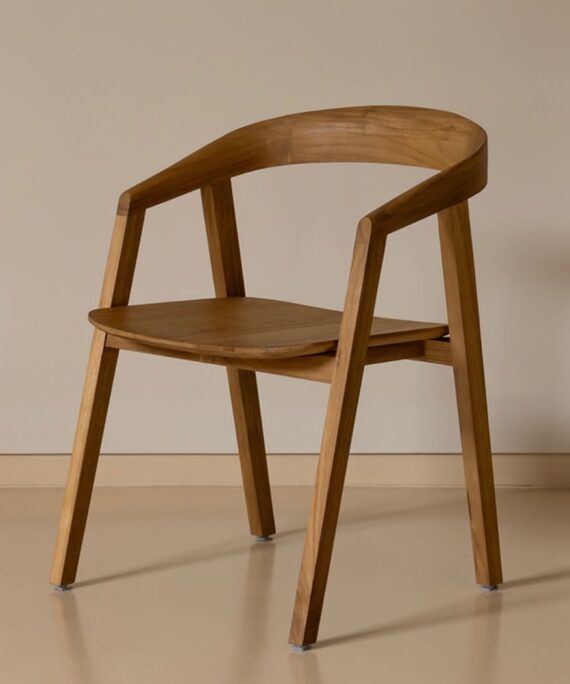 Chaise de la Collection Daba en Bois Fraké : Élégance Artisanale et Confort Exceptionnel