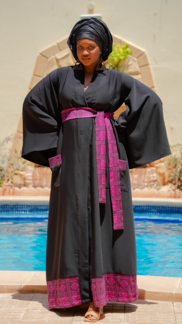 Ensemble Kimono Moremi : Hommage à la Reine Moremi Ajasoro