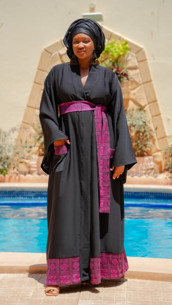 Ensemble Kimono Moremi : Hommage à la Reine Moremi Ajasoro