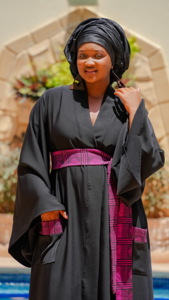 Ensemble Kimono Moremi : Hommage à la Reine Moremi Ajasoro